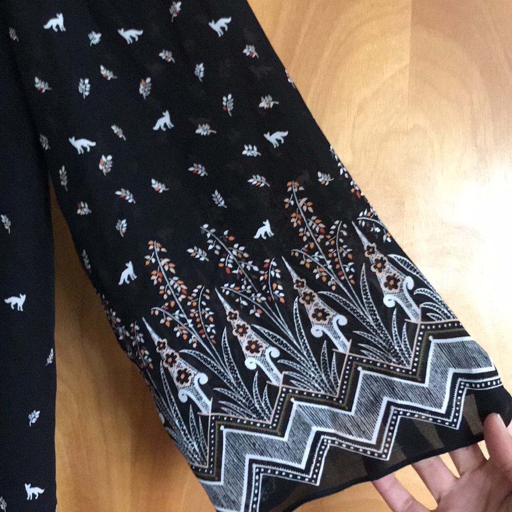 Mini fox 🦊 print dress. - Picture 3 of 9
